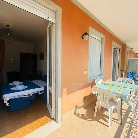 Terrazza Vittoria Centro Paese Parcheggio شقة Marina dʼAndora